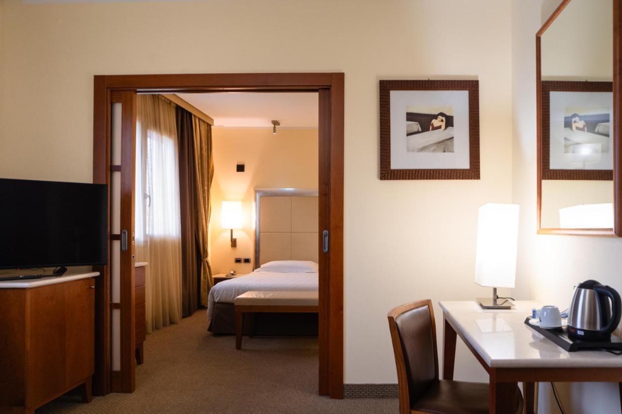 Hotel Airone - Ombrellone Incluso Al Bagno Dolce Vita A Marina Dal 1 Giugno Al 15 Settembre Grosseto Ngoại thất bức ảnh