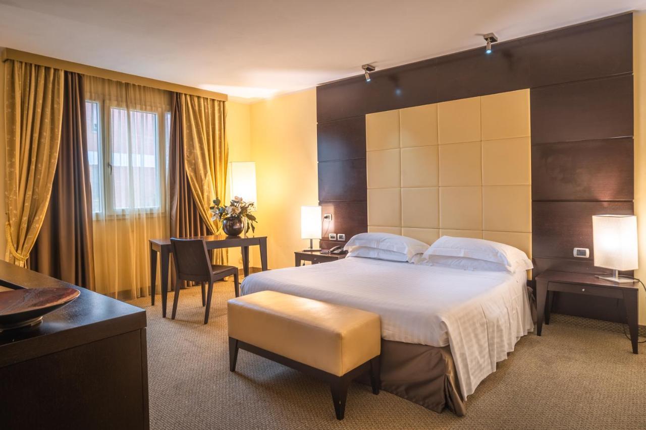 Hotel Airone - Ombrellone Incluso Al Bagno Dolce Vita A Marina Dal 1 Giugno Al 15 Settembre Grosseto Ngoại thất bức ảnh