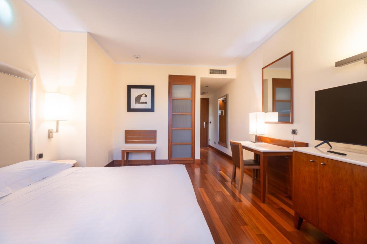Hotel Airone - Ombrellone Incluso Al Bagno Dolce Vita A Marina Dal 1 Giugno Al 15 Settembre Grosseto Ngoại thất bức ảnh