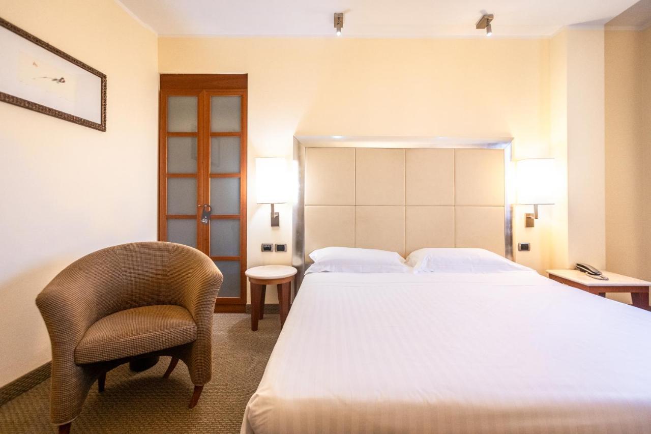 Hotel Airone - Ombrellone Incluso Al Bagno Dolce Vita A Marina Dal 1 Giugno Al 15 Settembre Grosseto Ngoại thất bức ảnh