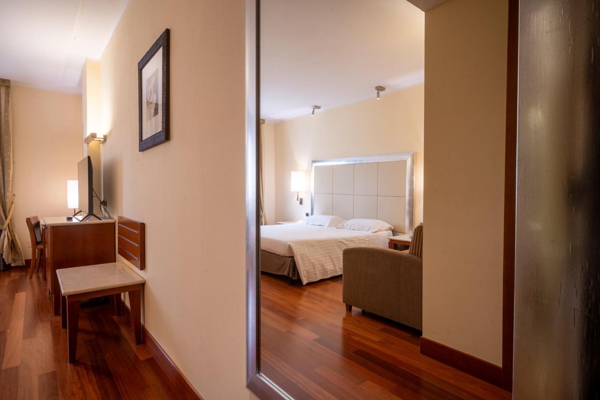 Hotel Airone - Ombrellone Incluso Al Bagno Dolce Vita A Marina Dal 1 Giugno Al 15 Settembre Grosseto Ngoại thất bức ảnh