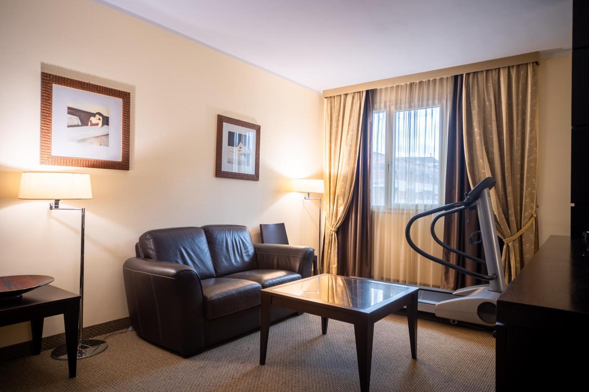 Hotel Airone - Ombrellone Incluso Al Bagno Dolce Vita A Marina Dal 1 Giugno Al 15 Settembre Grosseto Ngoại thất bức ảnh