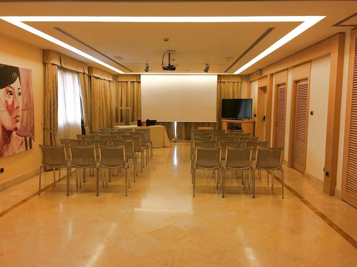 Hotel Airone - Ombrellone Incluso Al Bagno Dolce Vita A Marina Dal 1 Giugno Al 15 Settembre Grosseto Ngoại thất bức ảnh